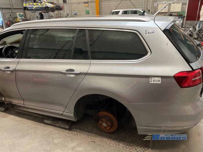 Volkswagen Passat Variant 1.6 TDI 16V Sloopvoertuig (2018, Grijs)