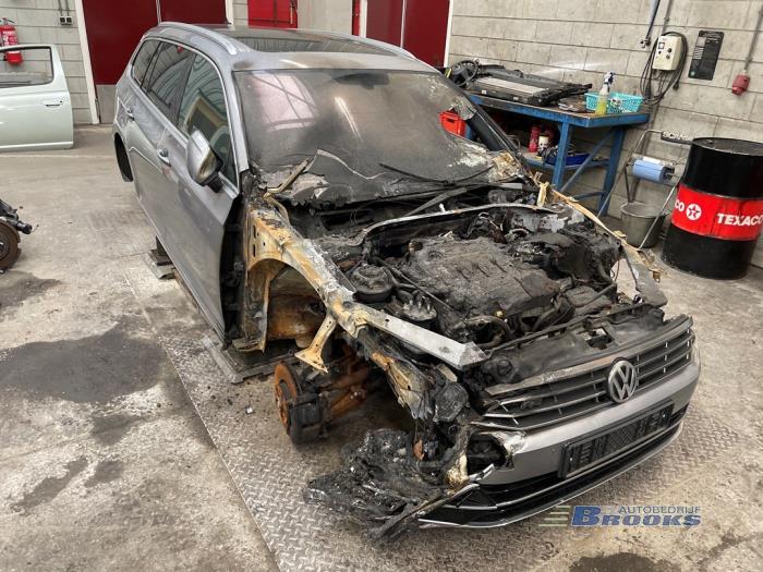 Volkswagen Passat Variant 1.6 TDI 16V Sloopvoertuig (2018, Grijs)