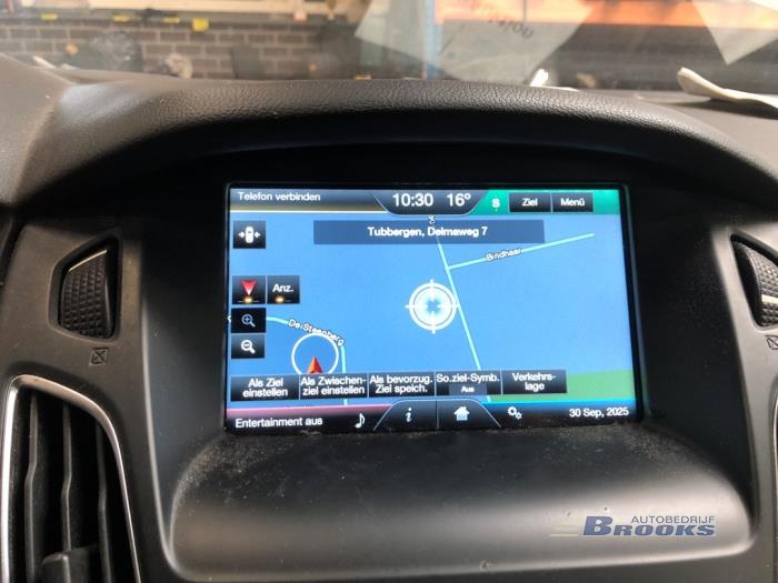 Ford Focus 3 Wagon 1.0 Ti-VCT EcoBoost 12V 125 Sloopvoertuig (2015, Grijs)