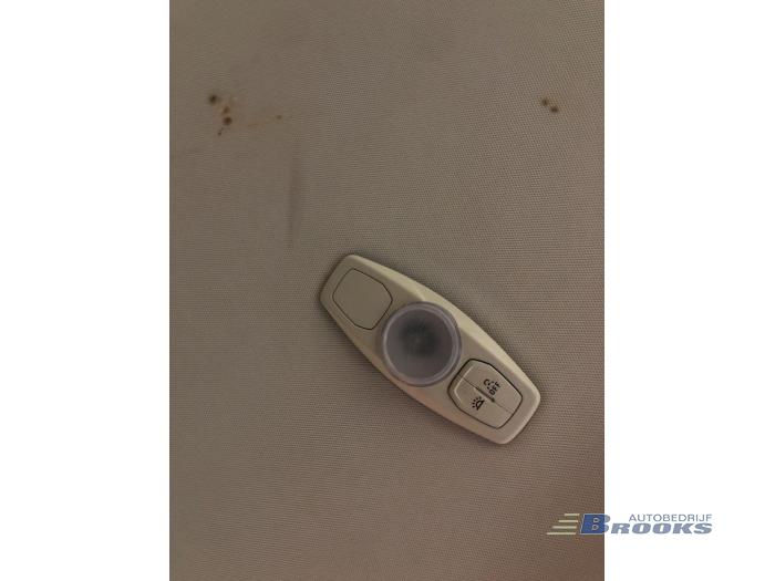 Ford Focus 3 Wagon 1.0 Ti-VCT EcoBoost 12V 125 Sloopvoertuig (2015, Grijs)