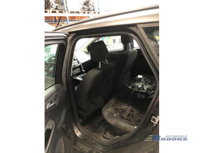 Ford Focus 3 Wagon 1.0 Ti-VCT EcoBoost 12V 125 Sloopvoertuig (2015, Grijs)