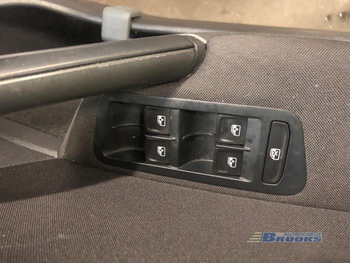 Volkswagen Golf VII 1.0 TSI 12V Sloopvoertuig (2017, Wit)