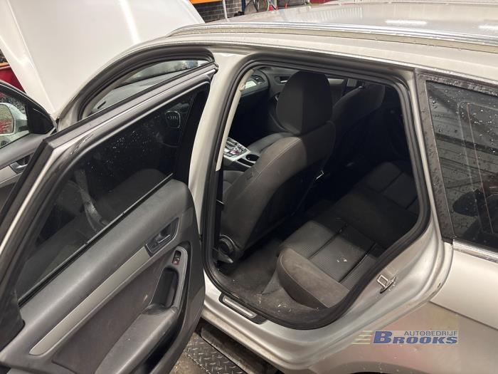 Audi A4 Avant 1.8 TFSI 16V Skrotfordon (2008, GRIJS)