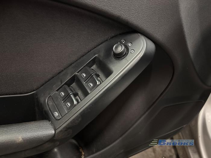 Audi A4 Avant 1.8 TFSI 16V Skrotfordon (2008, GRIJS)