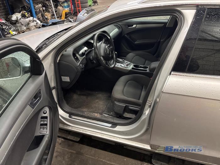 Audi A4 Avant 1.8 TFSI 16V Skrotfordon (2008, GRIJS)