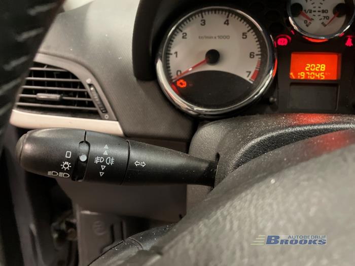 Peugeot 207/207+ 1.4 16V VTi Sloopvoertuig (2009, Grijs)