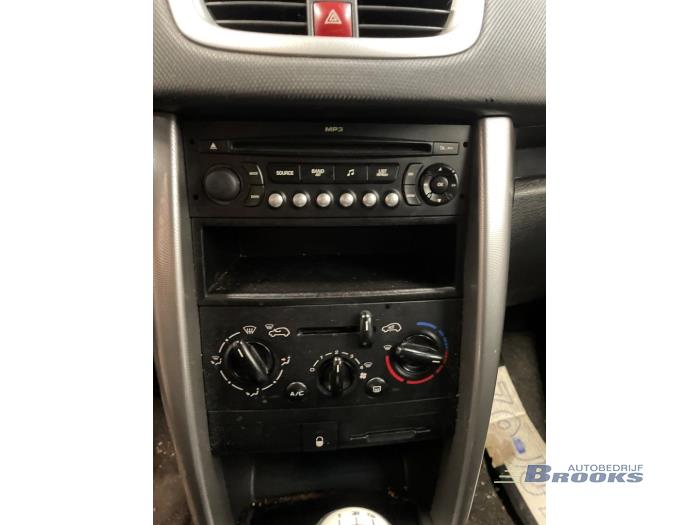 Peugeot 207/207+ 1.4 16V VTi Sloopvoertuig (2009, Grijs)