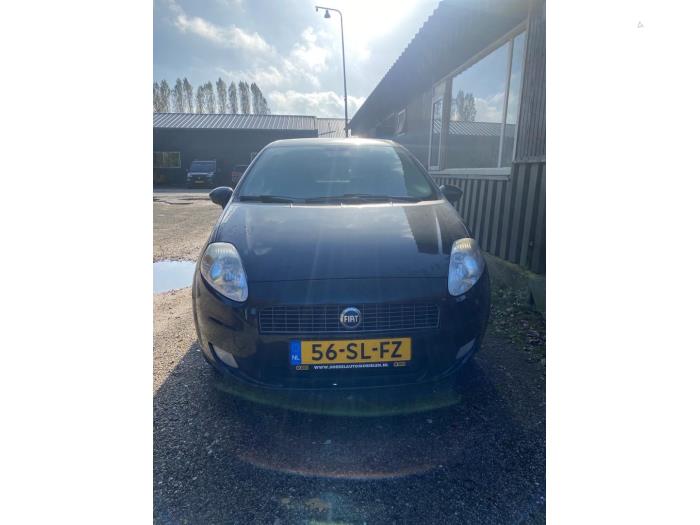 Fiat Grande Punto 1.4 Sloopvoertuig (2006, Zwart)