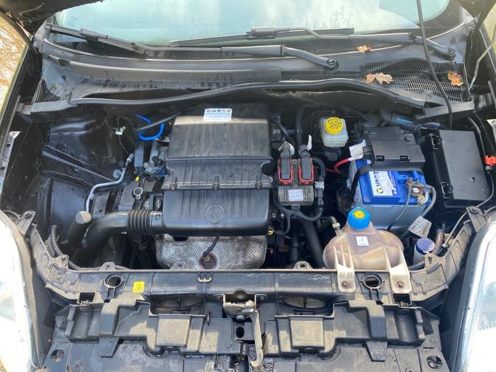 Fiat Grande Punto 1.4 Sloopvoertuig (2006, Zwart)