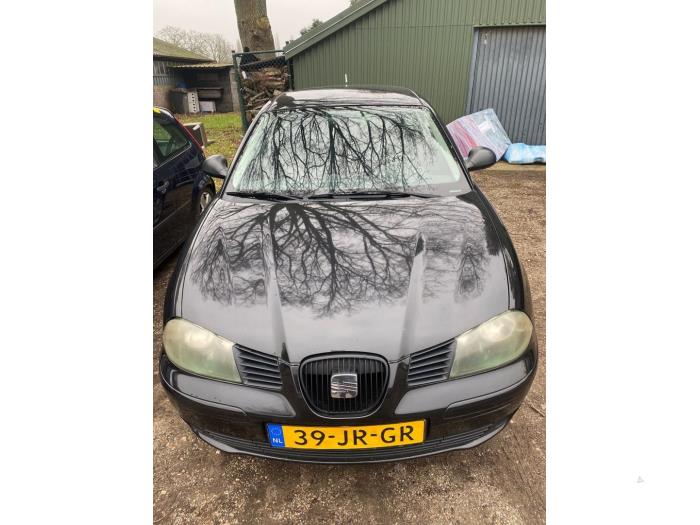 Seat Ibiza III 1.4 16V 75 Skrotfordon (2002, ZWART)