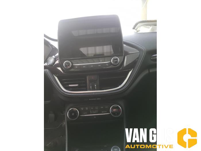 Ford Fiesta 7 1.5 TDCi 120 Skrotfordon (2018, WIT)