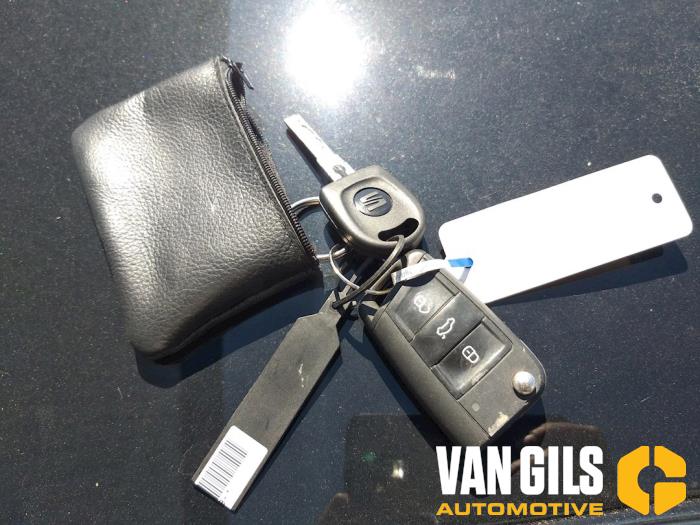 Seat Ibiza IV 1.0 EcoTSI 12V Sloopvoertuig (2015, Zwart)