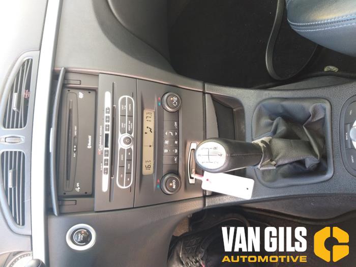 Renault Laguna II 2.0 16V Sloopvoertuig (2006, Zwart)