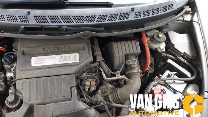 Honda Civic 1.3 Hybrid Samochód złomowany (2007, Szary)