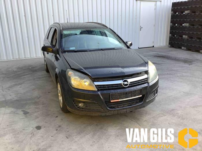 Opel Astra H SW 1.8 16V Skrotfordon (2006)