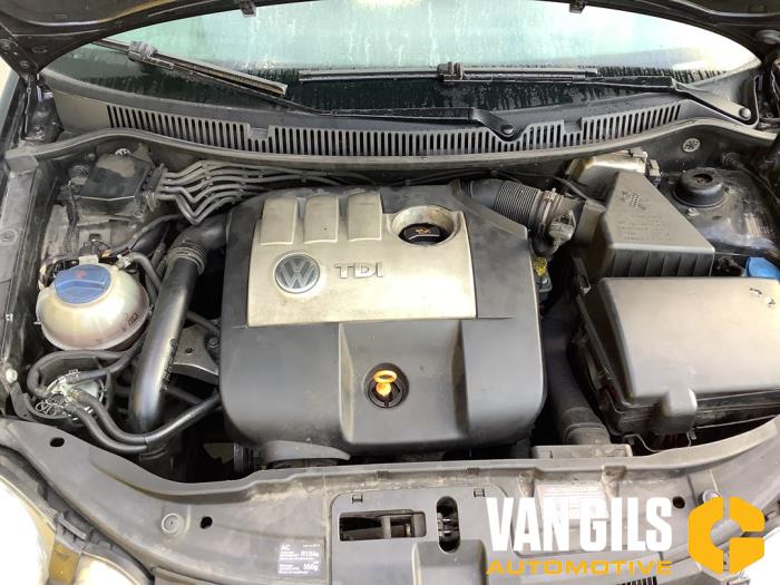 Volkswagen Polo IV 1.9 SDI Skrotfordon (2004, ZWART)