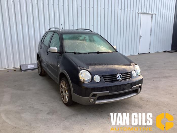 Volkswagen Polo IV 1.9 SDI Skrotfordon (2004, ZWART)