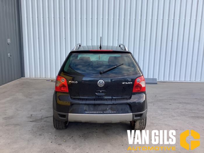 Volkswagen Polo IV 1.9 SDI Skrotfordon (2004, ZWART)