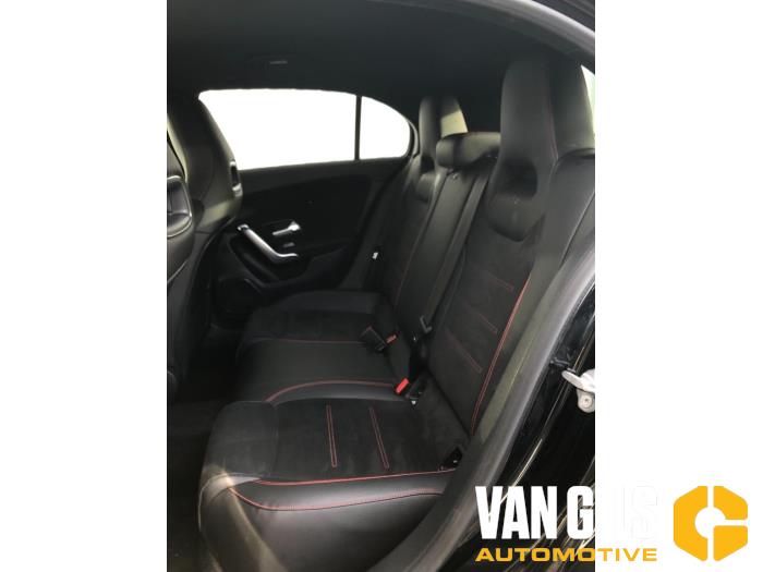 Mercedes A 2.0 A-220 Turbo 16V Sloopvoertuig (2020, Zwart)