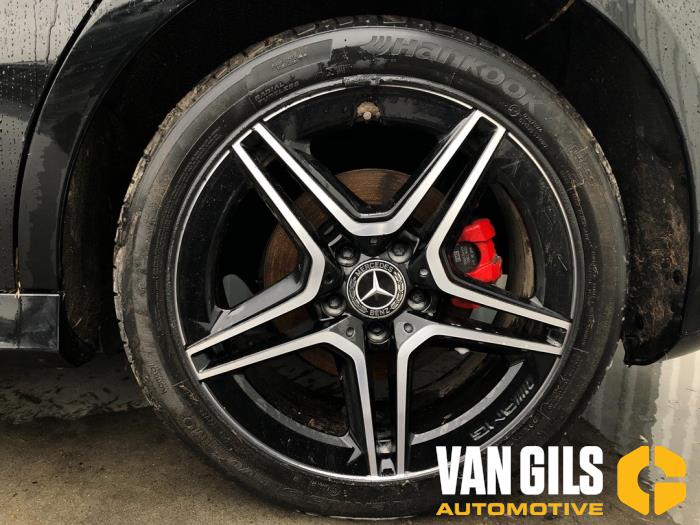 Mercedes A 2.0 A-220 Turbo 16V Sloopvoertuig (2020, Zwart)