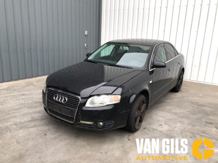 Audi A4 2006 - foto 1