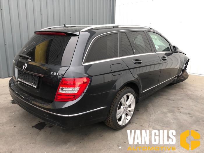 Mercedes C Estate 2.2 C-220 CDI 16V BlueEfficiency Sloopvoertuig (2012, Zwart)