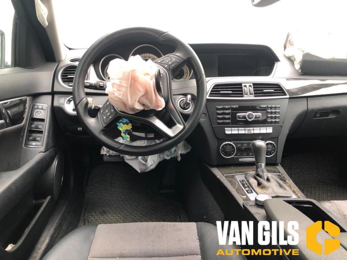 Mercedes C Estate 2.2 C-220 CDI 16V BlueEfficiency Sloopvoertuig (2012, Zwart)