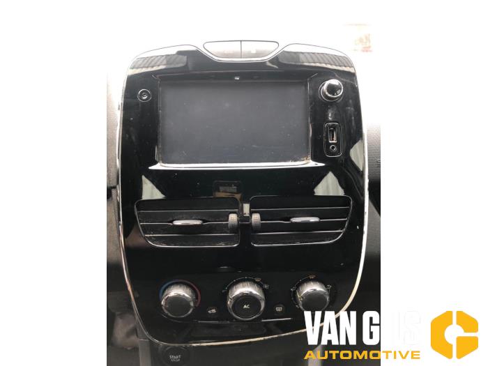 Renault Clio IV 0.9 Energy TCE 90 12V Samochód złomowany (2013, Szary)