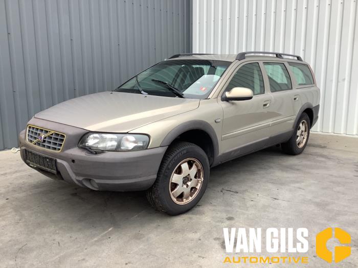 Volvo XC70 XC70 2.4 T 20V Skrotfordon (2001, GRIJS)