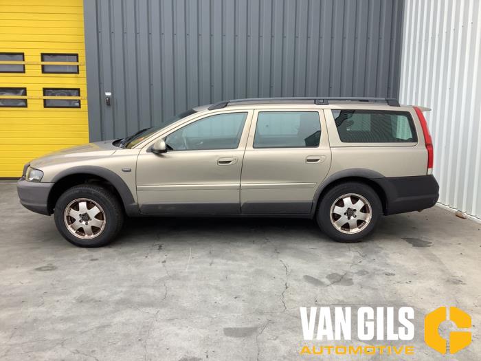 Volvo XC70 XC70 2.4 T 20V Skrotfordon (2001, GRIJS)