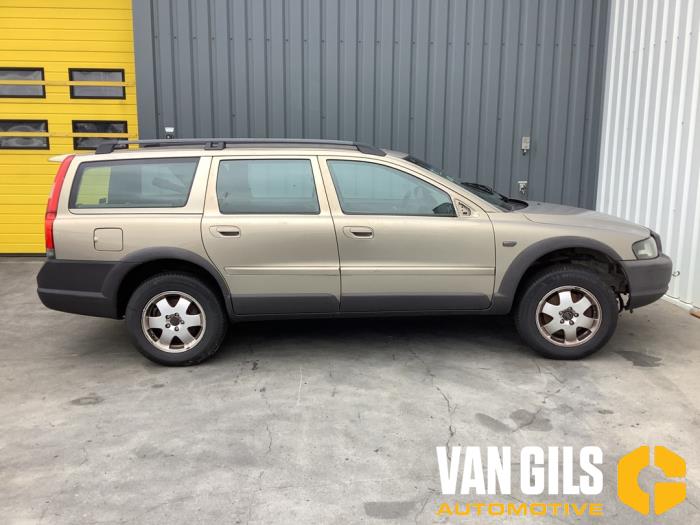 Volvo XC70 XC70 2.4 T 20V Skrotfordon (2001, GRIJS)