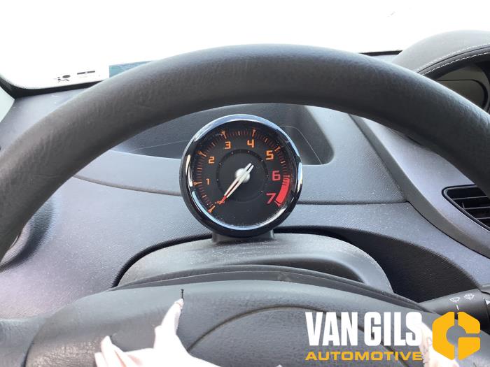 Renault Twingo II 1.2 16V Sloopvoertuig (2010, Rood)