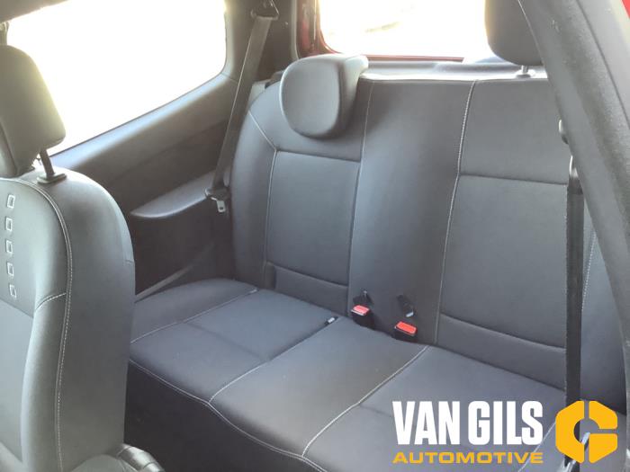 Renault Twingo II 1.2 16V Sloopvoertuig (2010, Rood)