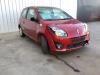 Renault Twingo II 1.2 16V Sloopvoertuig (2010, Rood)