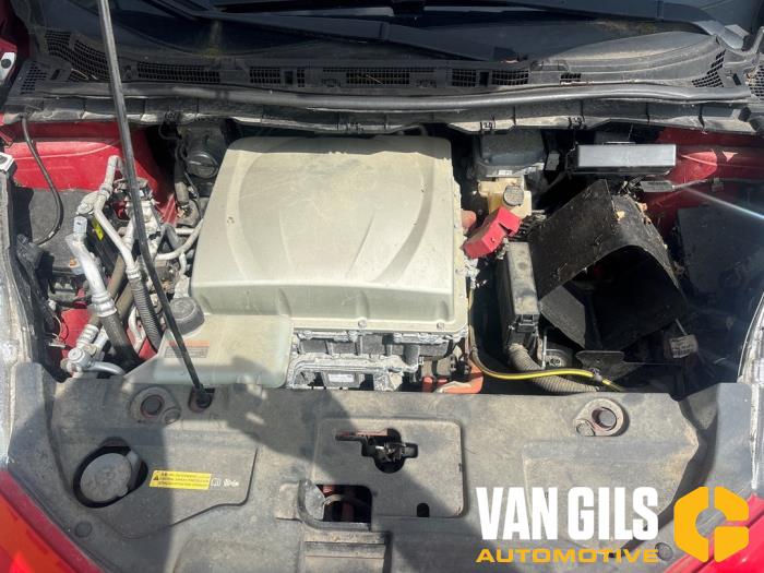 Nissan Leaf Leaf Samochód złomowany (2017, Czerwony)