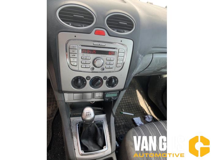 Ford Focus 2 Wagon 1.6 TDCi 16V 110 Skrotfordon (2008, WIT)