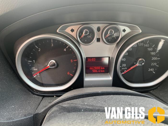 Ford Focus 2 Wagon 1.6 TDCi 16V 110 Skrotfordon (2008, WIT)