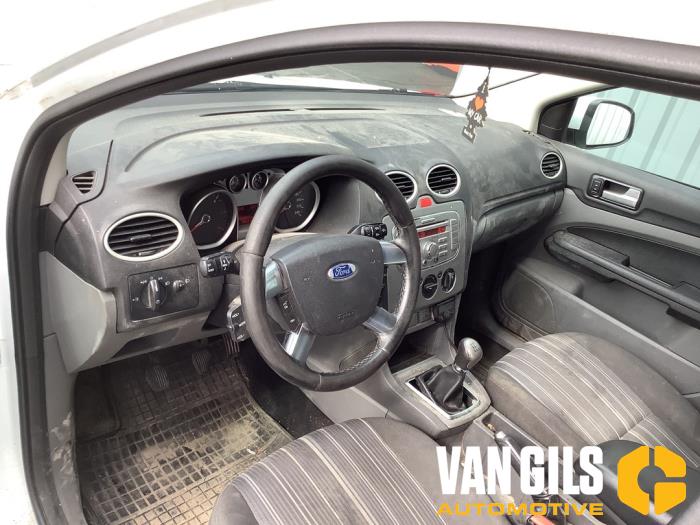 Ford Focus 2 Wagon 1.6 TDCi 16V 110 Skrotfordon (2008, WIT)