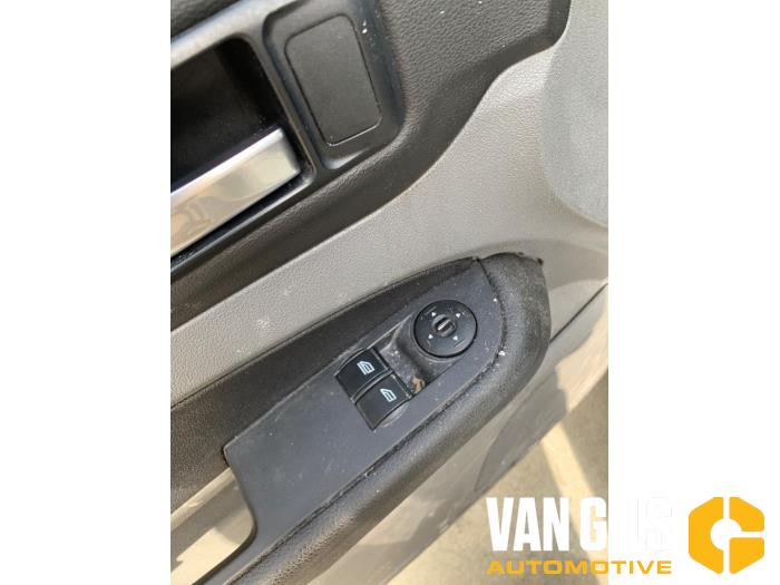 Ford Focus 2 Wagon 1.6 TDCi 16V 110 Skrotfordon (2008, WIT)