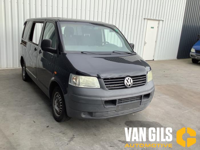 Volkswagen Transporter T5 1.9 TDi Skrotfordon (2006, NIET VAN TOEPASSING ZWART)