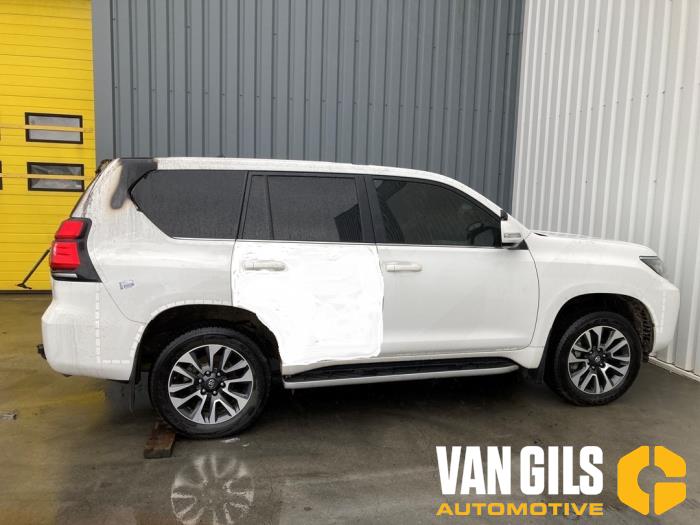 Toyota Land Cruiser 2.8 D-4D 16V Sloopvoertuig (2023, Wit)