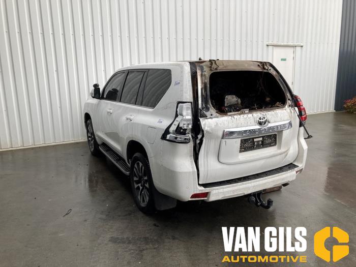 Toyota Land Cruiser 2.8 D-4D 16V Sloopvoertuig (2023, Wit)