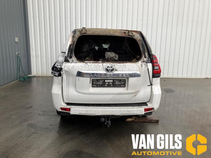 Toyota Land Cruiser 2.8 D-4D 16V Sloopvoertuig (2023, Wit)