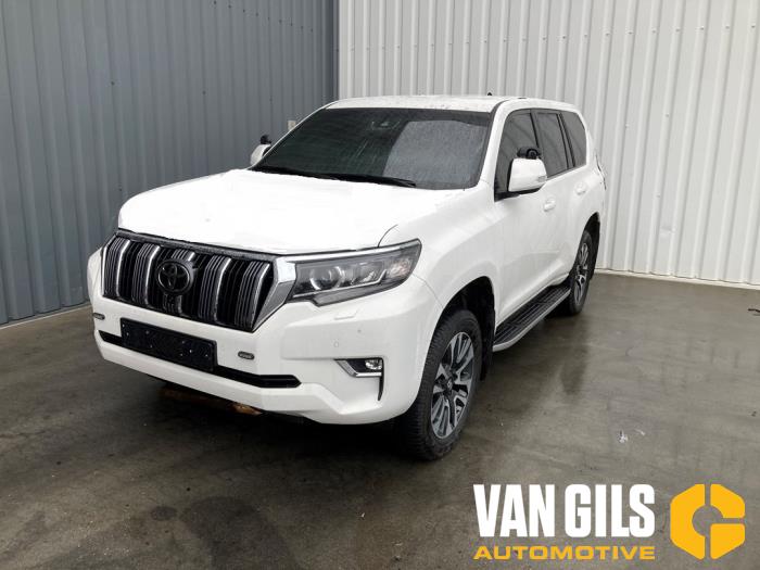 Toyota Land Cruiser 2.8 D-4D 16V Sloopvoertuig (2023, Wit)