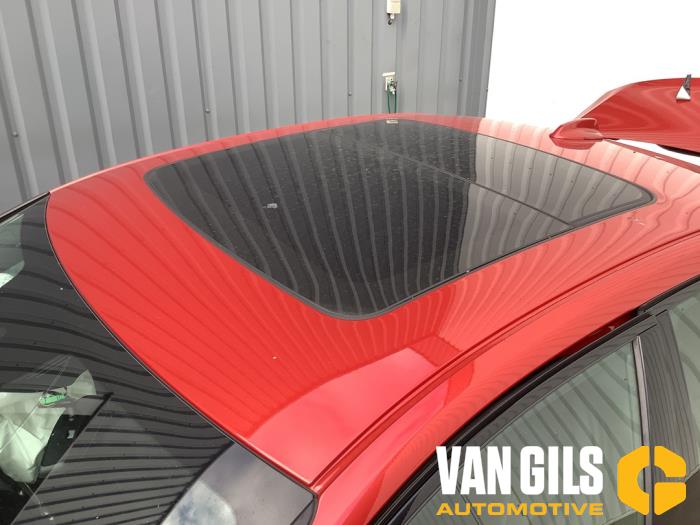 Volvo S60 III 2.0 T4 16V Sloopvoertuig (2019, Rood)