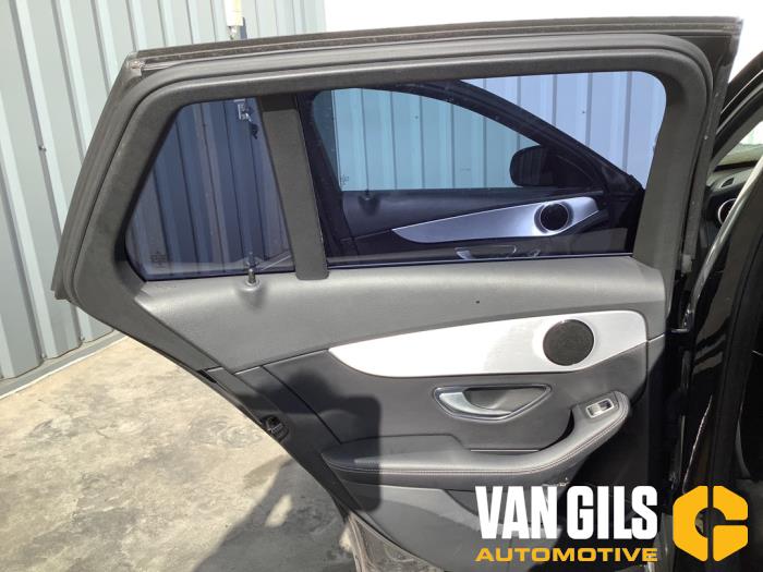 Mercedes C Estate C-180 BlueTEC, C-180 d 1.6 16V Sloopvoertuig (2016, Zwart)