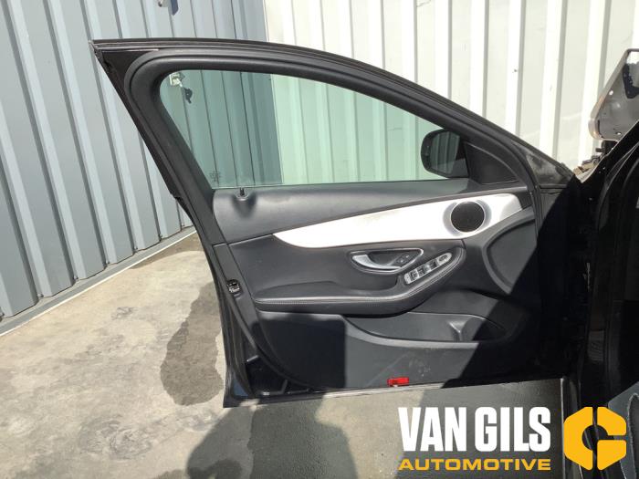 Mercedes C Estate C-180 BlueTEC, C-180 d 1.6 16V Sloopvoertuig (2016, Zwart)