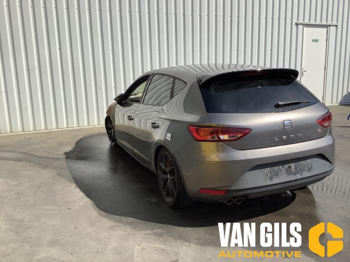 Seat Leon 1.4 TSI ACT 16V Skrotfordon (2015, GRIJS)