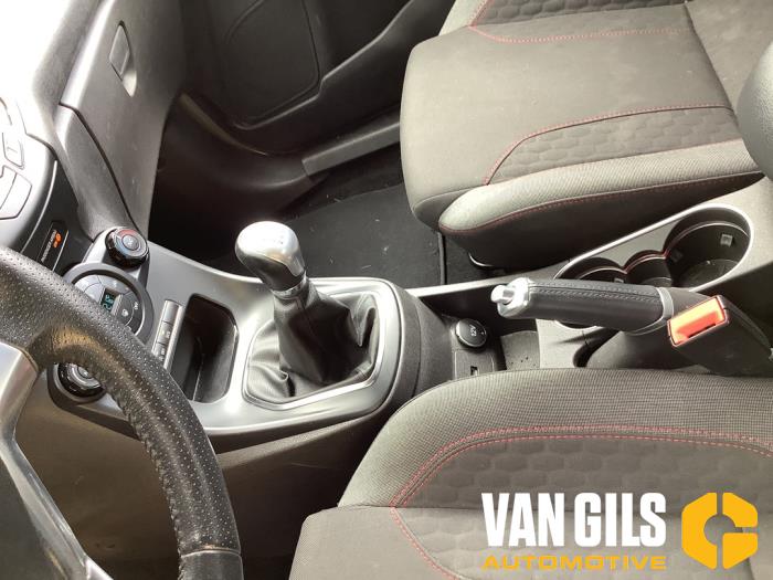 Ford Fiesta 6 1.0 EcoBoost 12V 125 Skrotfordon (2016, GRIJS)