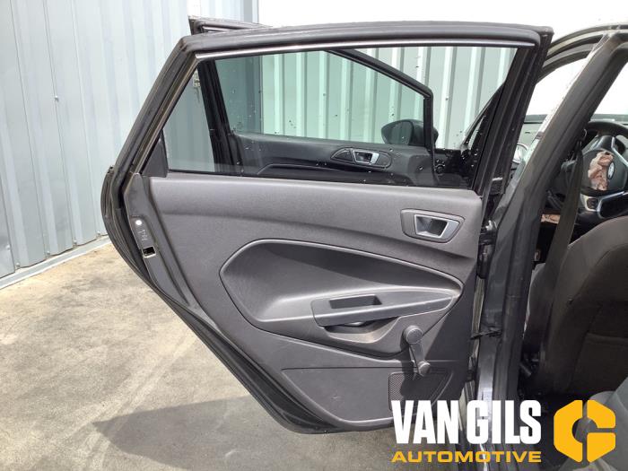 Ford Fiesta 6 1.0 EcoBoost 12V 125 Skrotfordon (2016, GRIJS)